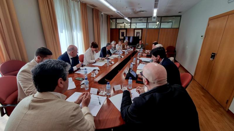 La Comisión Regional del programa PROFEA ratifica los 51,78 millones de euros que se van a distribuir este año para el empleo agrario en Extremadura