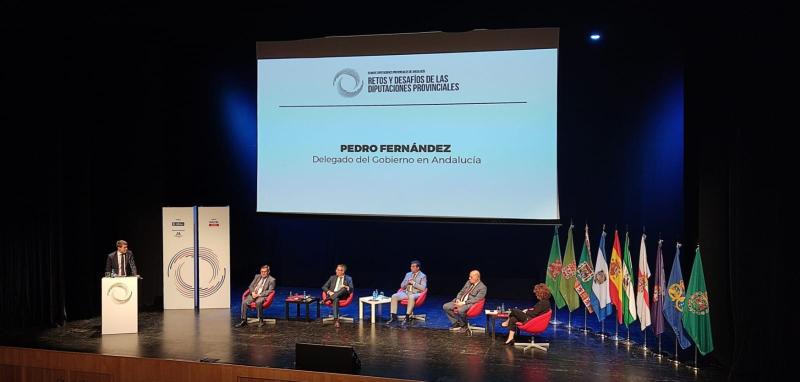 Fernández resalta el “papel clave de los municipios” en el Plan de Recuperación con una participación local por encima del 20%