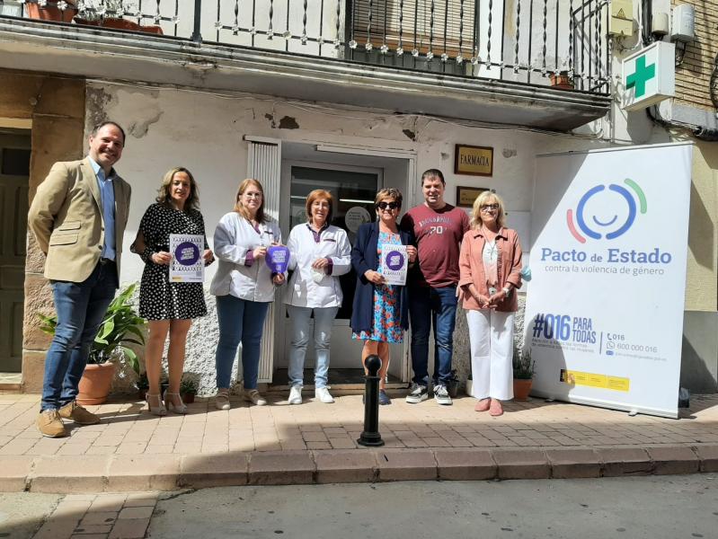 La adhesión de las farmacias amplía la difusión del Punto Violeta en la provincia de Huesca 