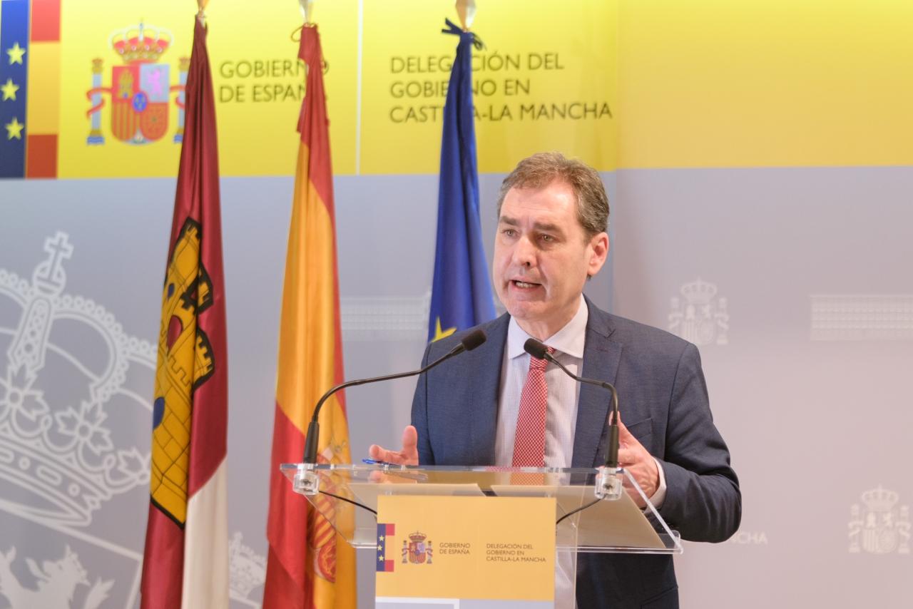 Más de 1,2 millones de conductores se podrán beneficiar, desde mañana, de la reducción del precio de los carburantes en Castilla-La Mancha