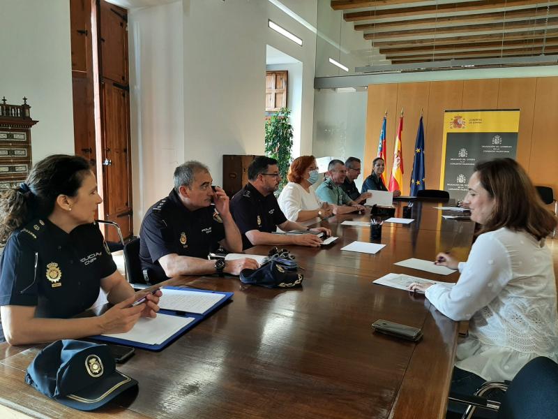 La delegada del Gobierno Gloria Calero, se reúne con las Fuerzas y Cuerpos de Seguridad del Estado para analizar el incremento de agresiones sexuales