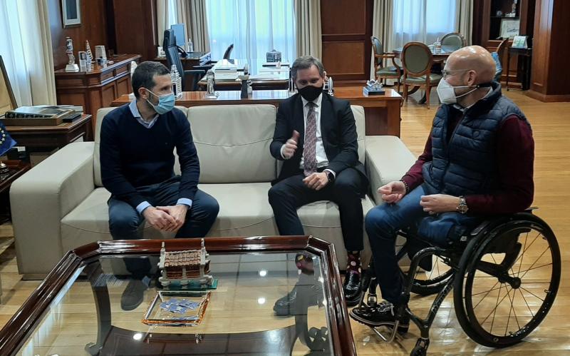 José Miñones informa a la Confederación Galega de Persoas con Discapacidade de las oportunidades  del Plan de Recuperación para la inclusión y la accesibilidad