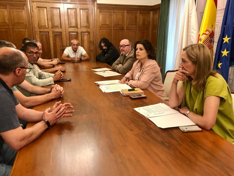 María Rivas sinala que as axudas de 3,6 millóns reflicten que sensibilidade do Goberno cos mariscadores da Ría do Burgo “é máxima”