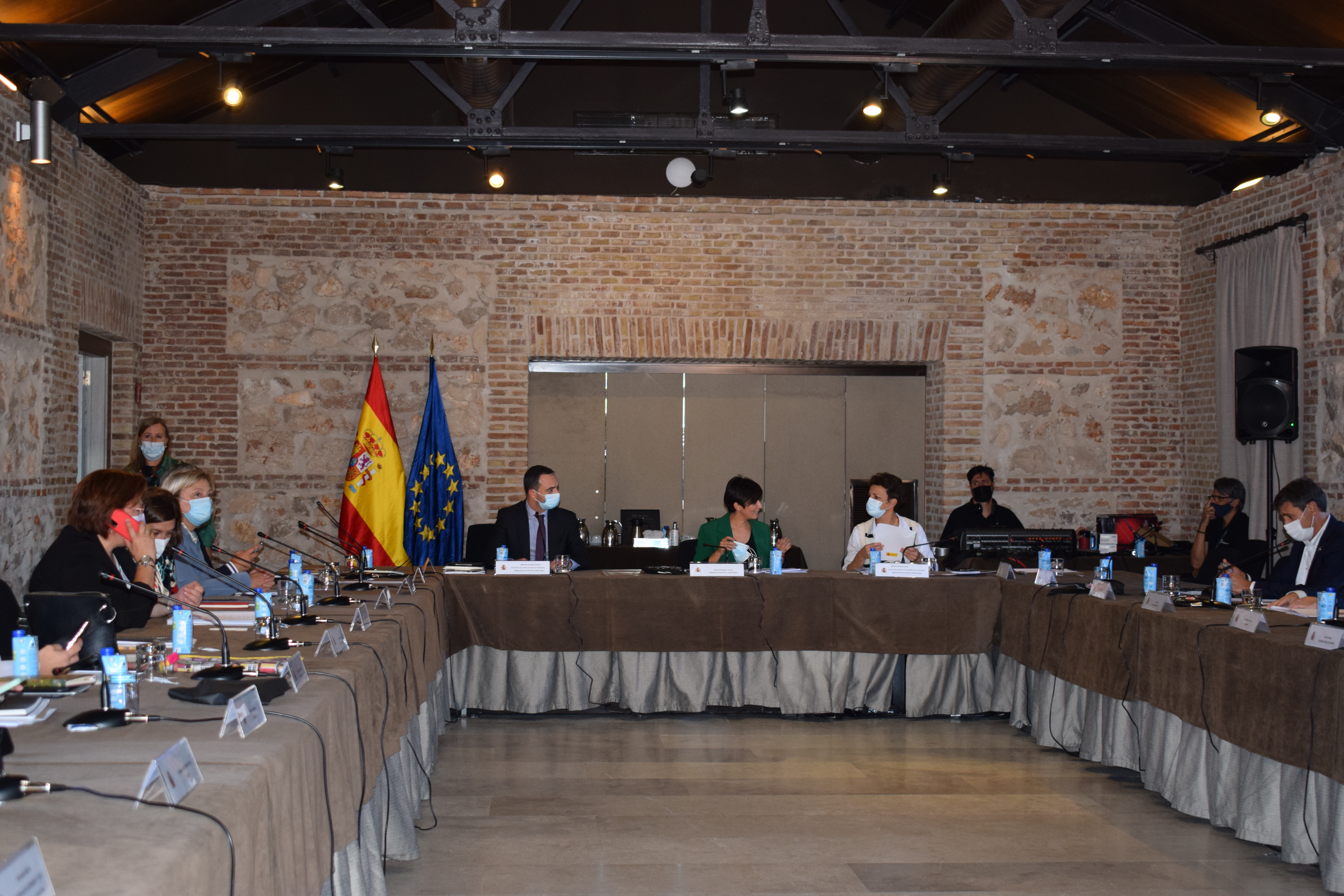 Isabel Rodríguez se reúne con los delegados y delegadas del Gobierno en las comunidades y ciudades autónomas