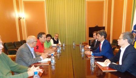 El delegado del Gobierno en Canarias se reúne con la Asociación Foro Roque Aldeano