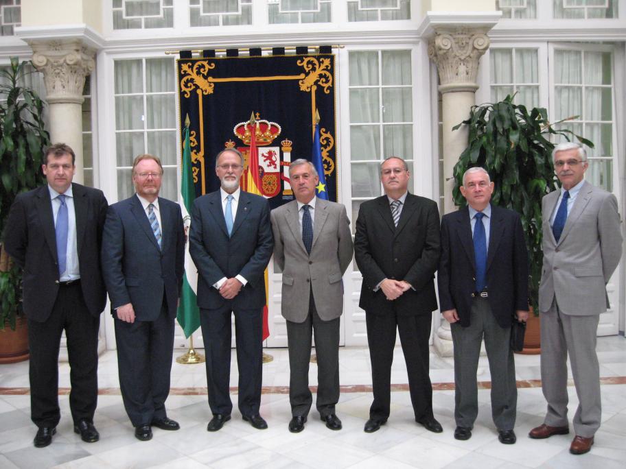 El Delegado del Gobierno recibe al Cuerpo Consular de Sevilla