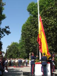 El Delegado del Gobierno en Andalucía preside el solemne Izado de Bandera y la Exposición Estática de Materiales y Armamento.