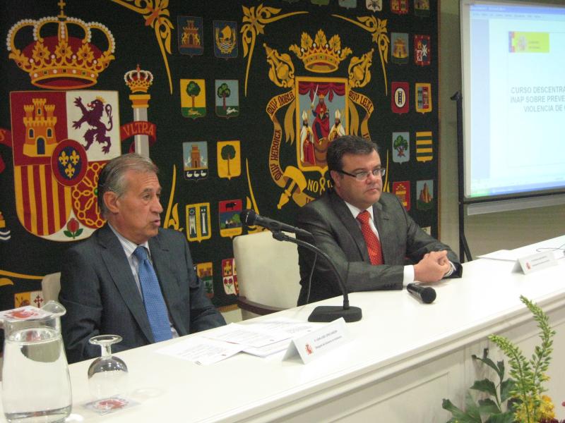 El Delegado del Gobierno en Andalucía inaugura el Curso del INAP sobre Prevención de la Violencia de Género