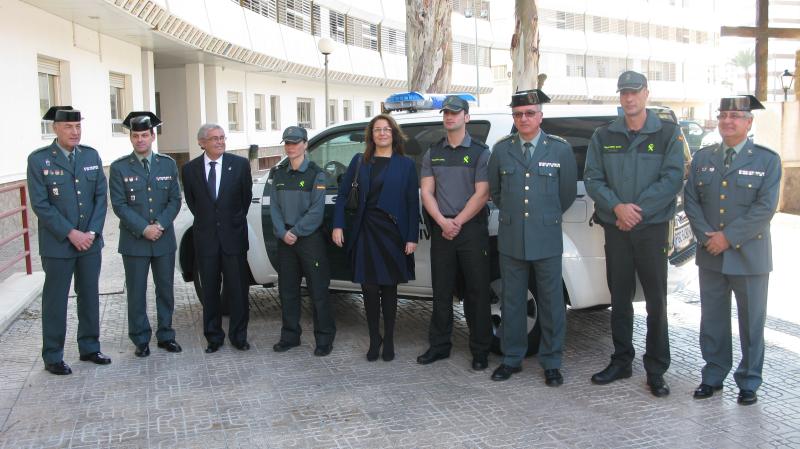 La delegada del Gobierno presenta en Almería la nueva uniformidad de la Guardia Civil