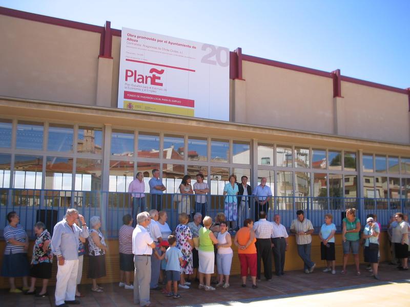 Alloza acondiciona la plaza principal y zonas laterales del Pabellón Polideportivo con cargo al Fondo de Inversión Local
