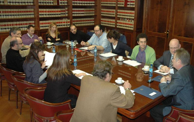 El Premio de Ensayo Delegación del Gobierno en Aragón 2010 analiza el conflicto de la introducción del oso en el Pirineo
<br/>
<br/>