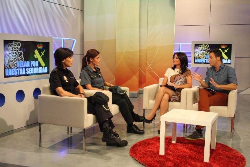 Guardia Civil y Policía Nacional presentan la serie de reportajes en Aragón TV