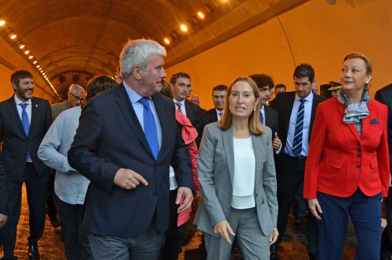 El delegado del Gobierno asiste a la inauguración del nuevo tramo de la A-23 en Arguís