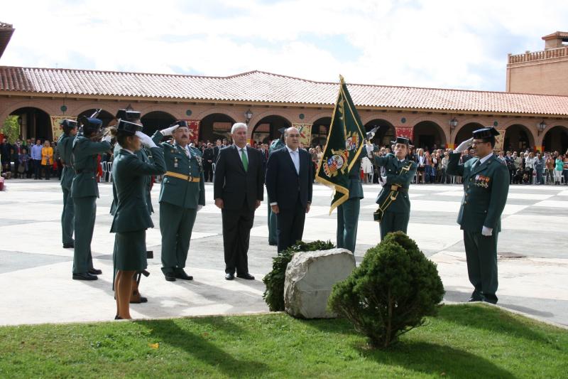 Gustavo Alcalde preside los actos conmemorativos de la Guardia Civil en Teruel