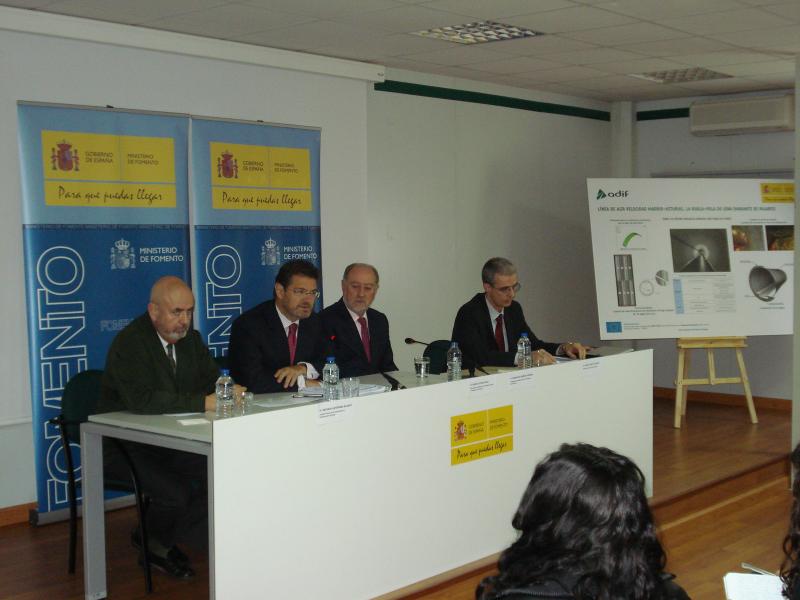 El Secretario de Estado, Rafael Catalá, ha visitado las obras de la Variante de Pajares en su vertiente asturiana.
