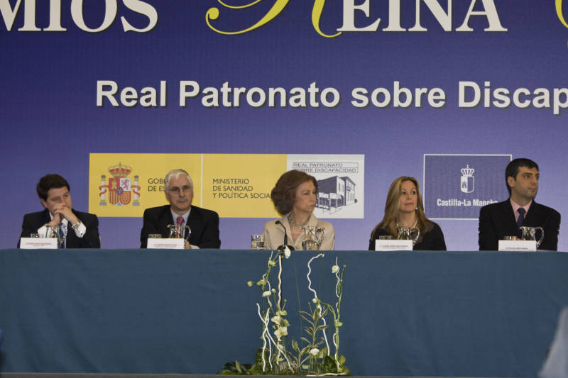 La Reina Sofía presidió la entrega de los premios de rehabilitación e integración y de accesibilidad universal de municipios 2009, en Toledo