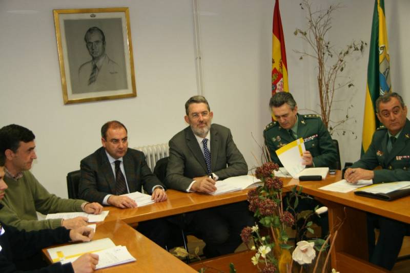 El delegado del Gobierno y el alcalde presidieron la constitución de la Junta Local de Seguridad