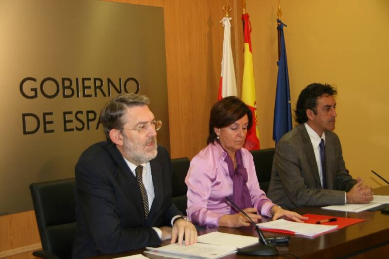 El delegado del Gobierno, la vicepresidenta de Cantabria y el consejero de Medio Ambiente