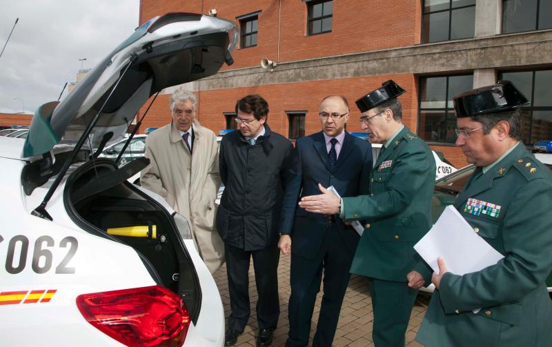 El delegado del Gobierno presenta la nueva flota de 120 vehículos para las comandancias de la Guardia Civil en las nueve provincias de Castilla y León