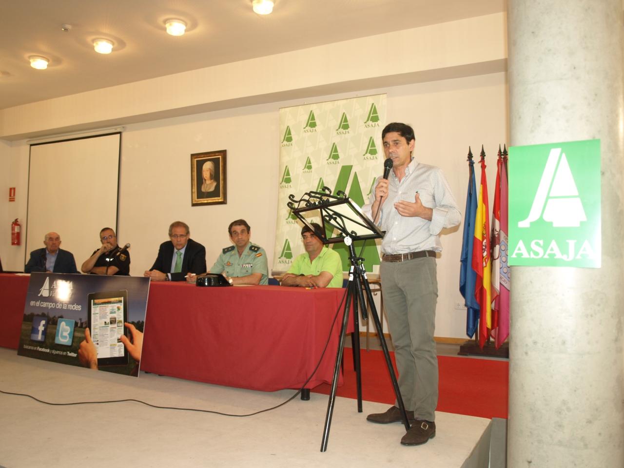 El subdelegado del Gobierno participa en Medina del Campo en una reunión sobre seguridad en el medio rural, organizada por Asaja 