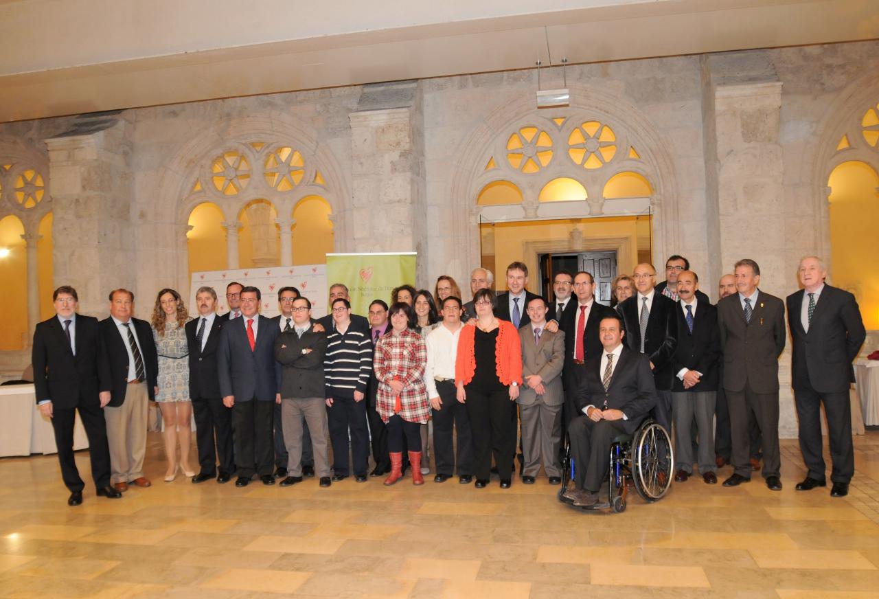 El delegado del Gobierno en Castilla y León asiste en Burgos al acto de entrega de los Premios Club Estela 2013