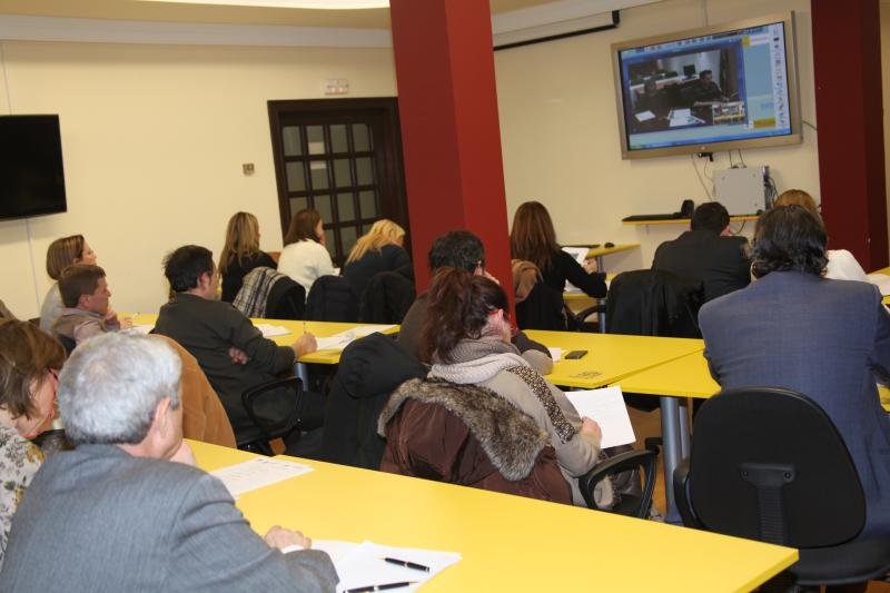 La Delegación del Gobierno presenta a ayuntamientos y emprendedores de Castilla y León el proyecto ‘Emprende en 3’ con el fin de agilizar la creación de empresas