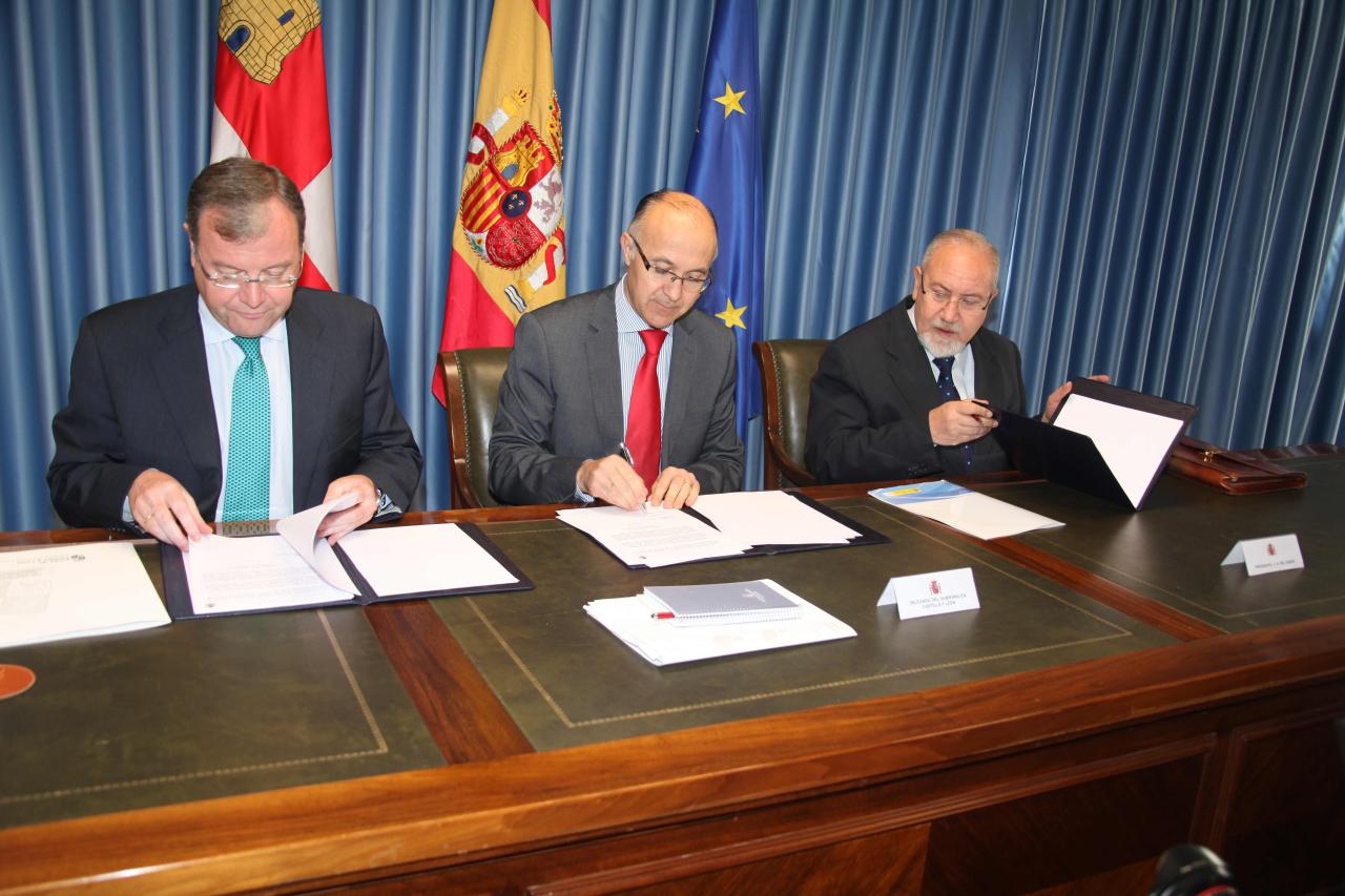 La CHD y la Delegación de Gobierno en Castilla y León suscriben el protocolo de comunicación de alertas hidrológicas en caso de avenidas