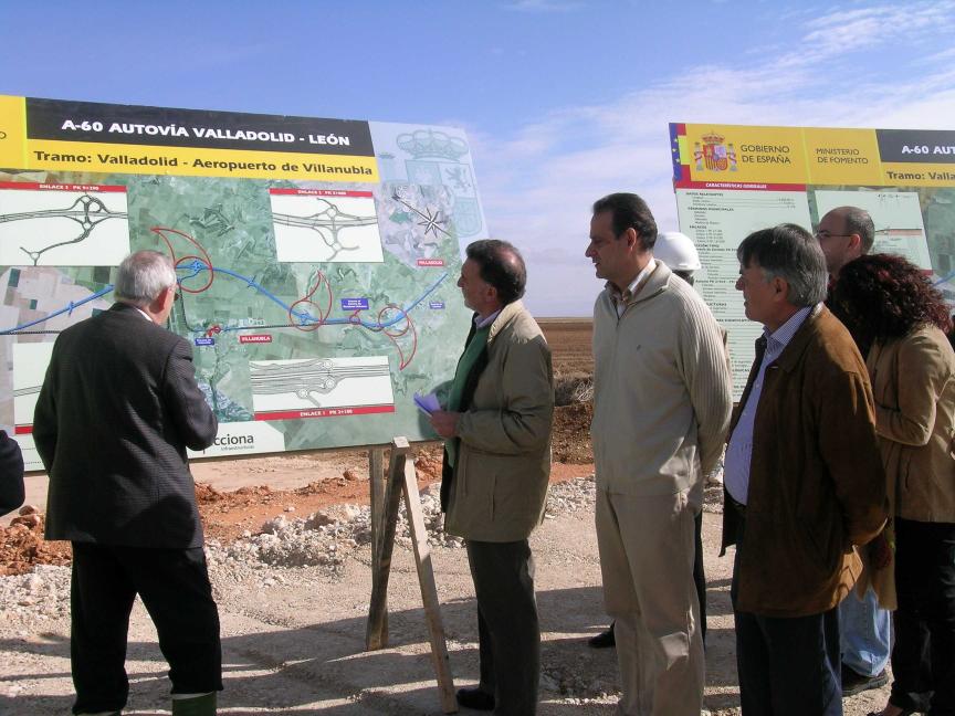 El delegado del Gobierno visitó las obras del tramo Valladolid-Villanubla de la A-60 