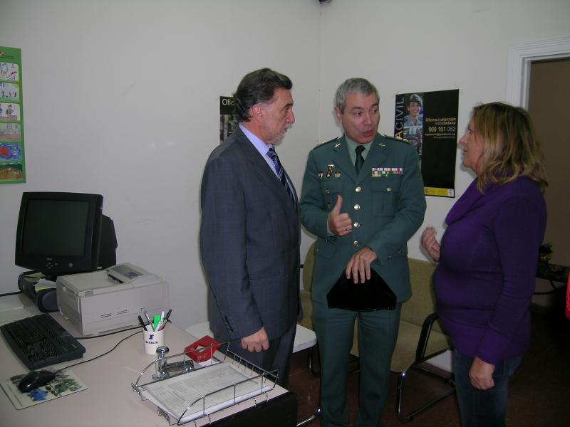 El delegado del Gobierno visitó el cuartel de La Granja de San Ildefonso