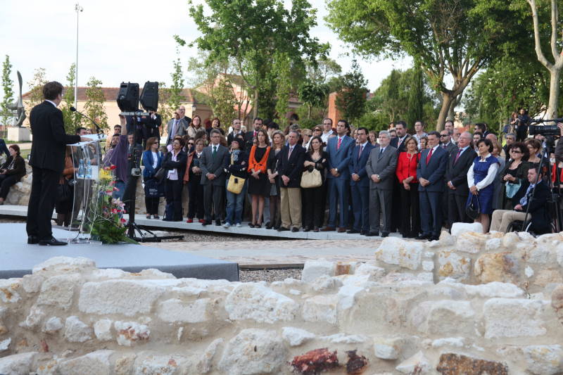 El delegado del Gobierno asiste a la inauguración del VI Congreso Nacional de Atención Sociosanitaria en Zamora

