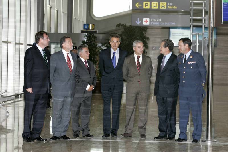 El Presidente del Gobierno inaugura la nueva terminal del Aeropuerto de León