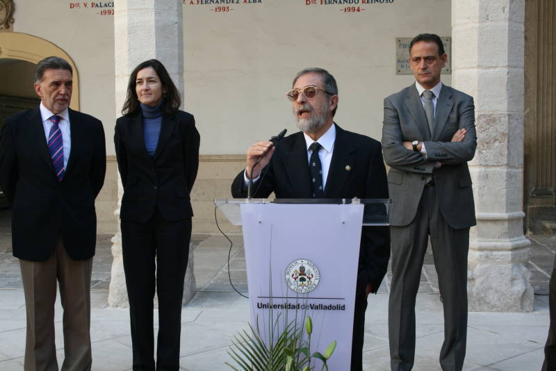 La ministra de Cultura visita las obras de Santa Cruz en Valladolid 

