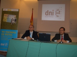 El Ministerio de Industria, Turismo y Comercio y la Delegación del Gobierno ponen en marcha un plano para fomentar el uso del DNI electrónico en Catalunya