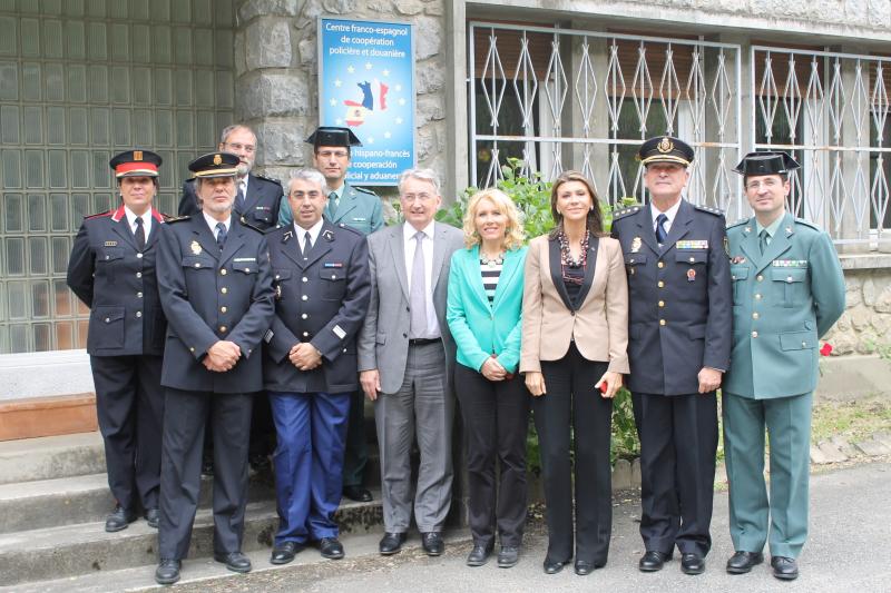 Visita institucional de la Delegada del Govern al Centre de Cooperació Policial i Duanera hispà-francès de Melles- Pont de Rei