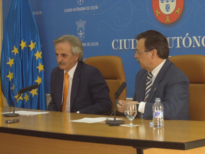 Fernández Chacón y Vivas repasan las inversiones pendientes entre ambas administraciones