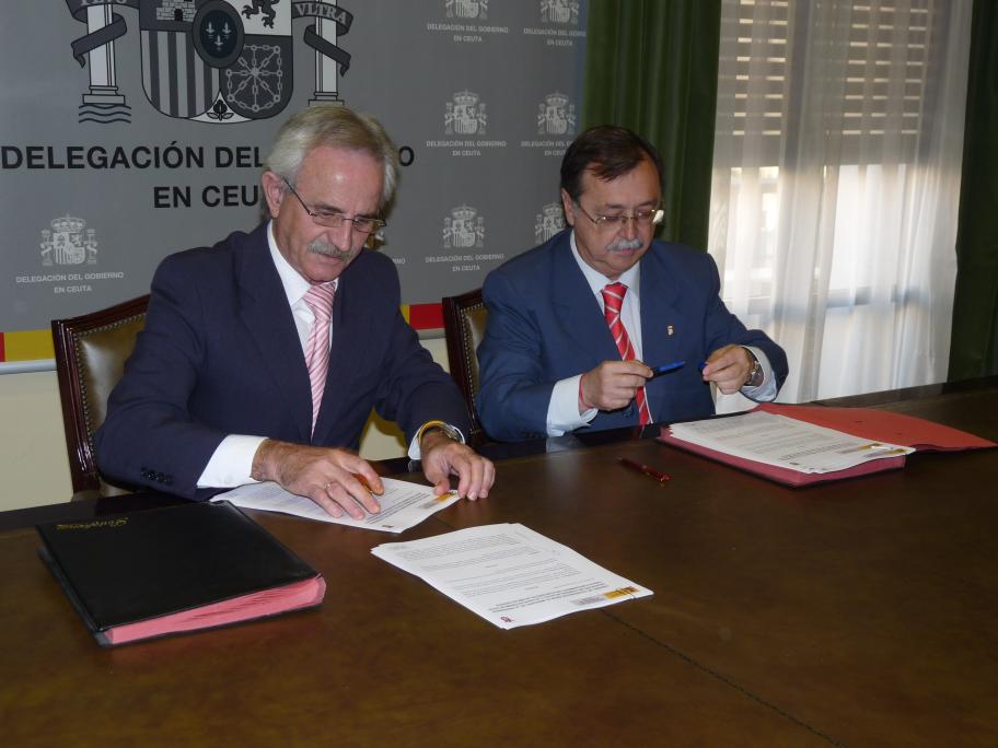 Delegación y Ciudad firman el convenio de colaboracion del Plan de Empleo