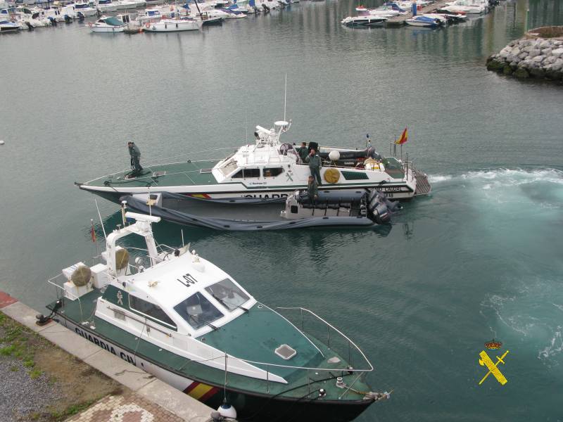 El Servicio Marítimo evita un intento de pase de droga e interceptan mas de 700 kilos de resina de hachís.