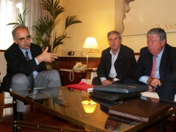 Reunión del delegado del Gobierno, Ricardo Peralta, con el patronato de la  Fundación de Trabajadores de la Siderurgia Integral.