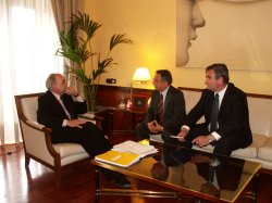 El delegado del Gobierno se reúne con representantes de la Federación Valenciana de la Construcción