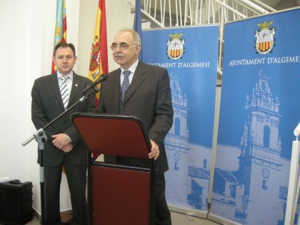 El delegado del Gobierno inagura 4 actuaciones del Plan E en Algemesí