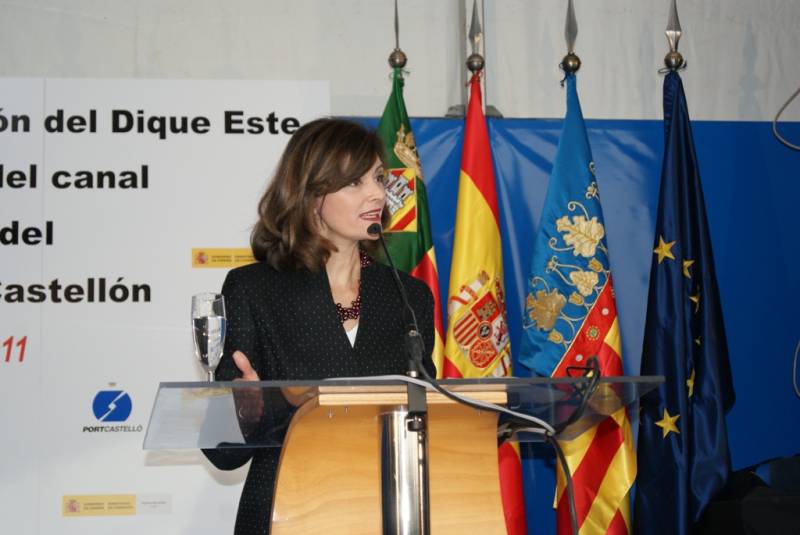 La delegada asiste a la inauguración de la prolongación del Dique Este del Puerto de Castellón