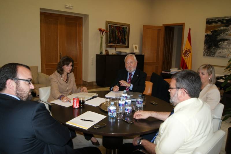 La Delegada se reúne con los responsables del dispositivo electoral de Castellón