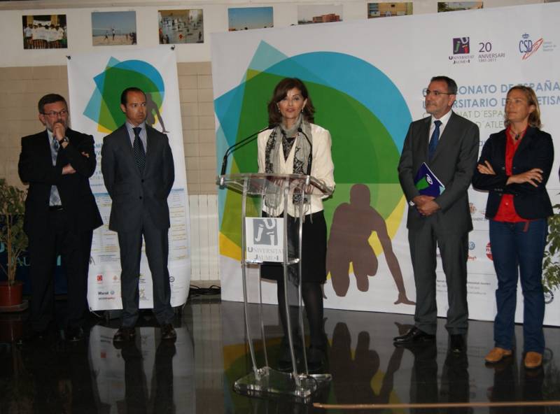 La Delegada asiste a la presentación del Campeonato de España Universitario de Atletismo 2011
