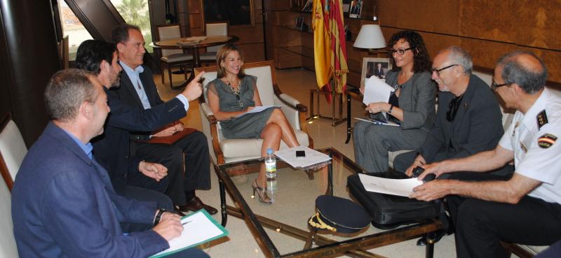 Sánchez de León anuncia la puesta en marcha de un plan de actuación para prevenir los delitos en el sector de la joyería de la provincia de Valencia
