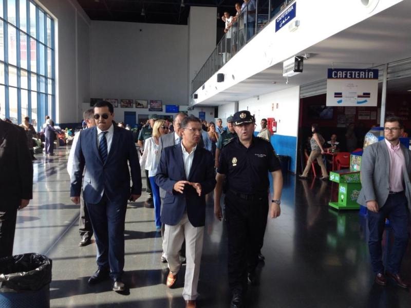 El delegado del Gobierno visita el Puerto de Alicante para supervisar el dispositivo de la Operación Paso del Estrecho