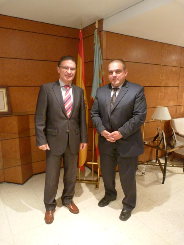 El delegado del Gobierno recibe al cónsul de Rumanía en la Comunitat Valenciana