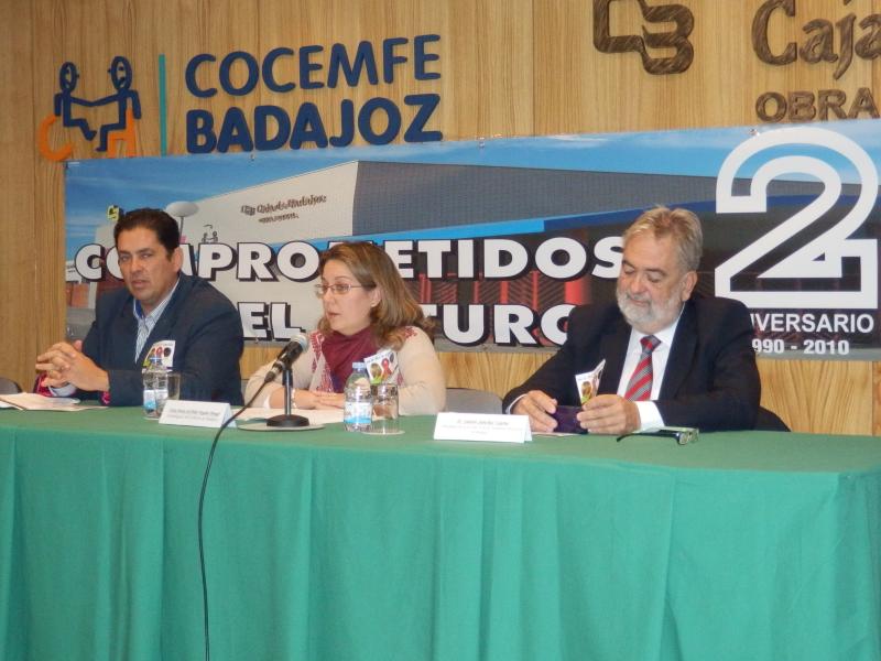 La subdelegada del Gobierno en Badajoz recuerda a los ciudadanos con dudas sobre su posible infección de VIH, que las pruebas son gratuitas y confidenciales