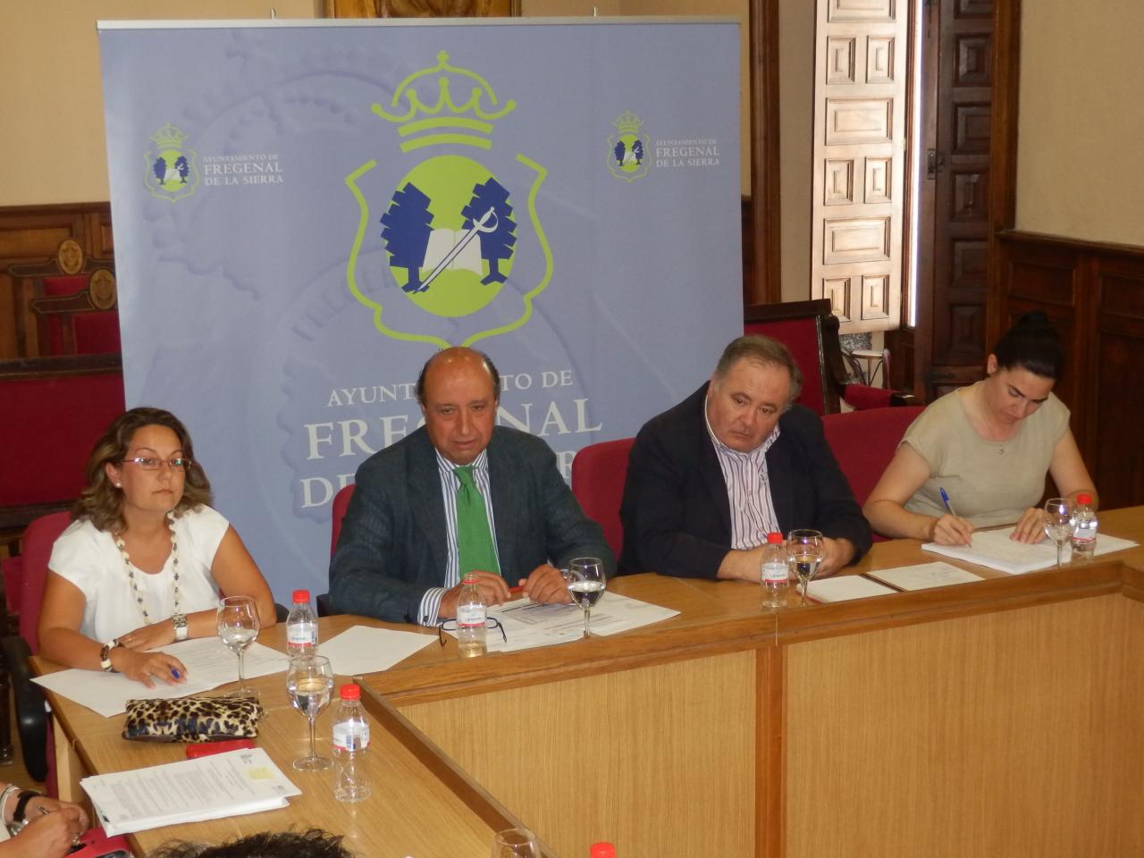 El Delegado del Gobierno en Extremadura anuncia que la Guardia Civil custodiará a los detenidos en el partido judicial de Fregenal de la Sierra