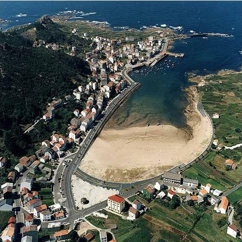 El Ministerio de Medio Ambiente y Medio Rural y Marino, ha licitado las obras de regeneración de la playa de Camelle, en el término municipal de Camariñas (A Coruña)