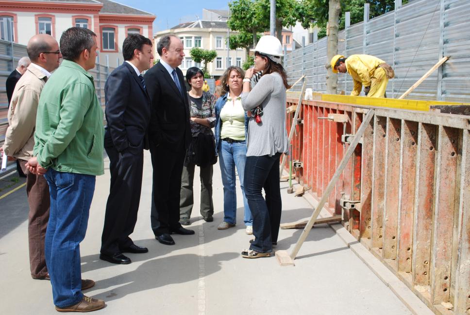 El Concello de As Pontes recibió más de 2 millones de euros del Fondo Estatal de Inversión Local, con los que se generaron 117 puestos de trabajo <br/><br/>